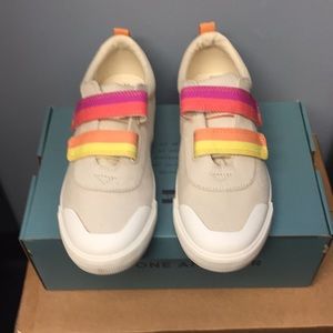 Toms Youth Doheny Natural Horizon Canvas